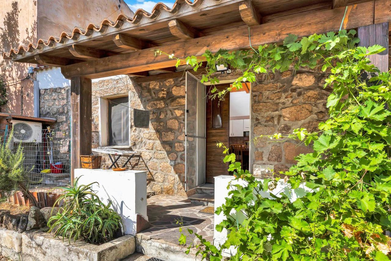 Casettina Loiri Porto San Paolo Eksteriør billede